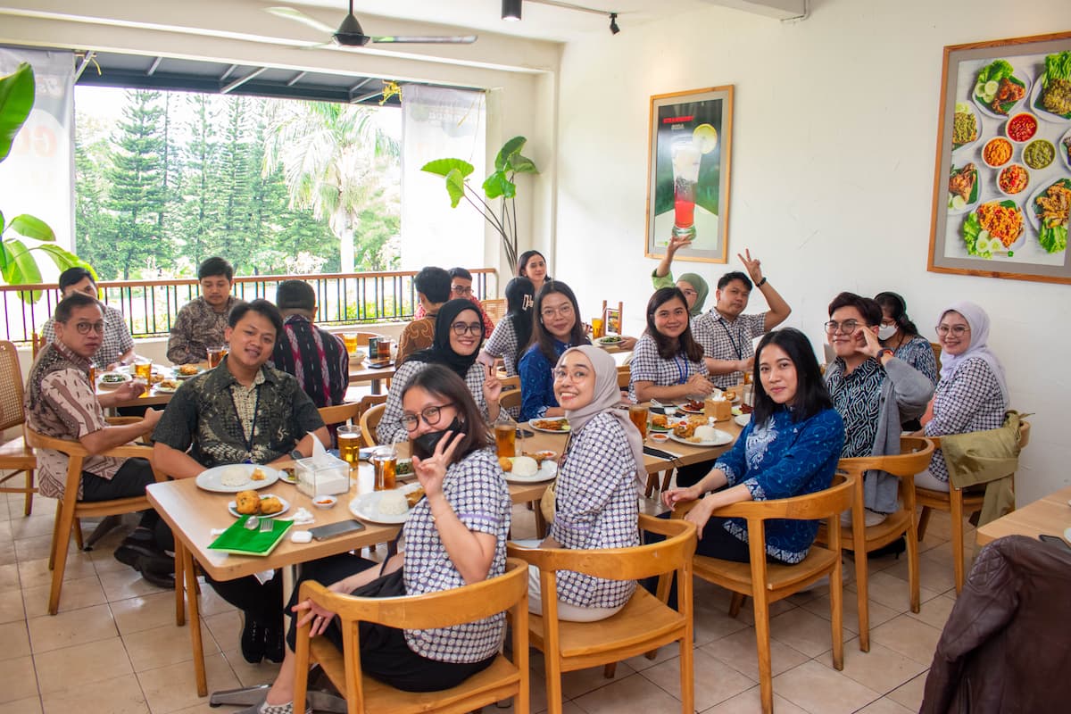 Ayam Geprek Istimewa Sentul City